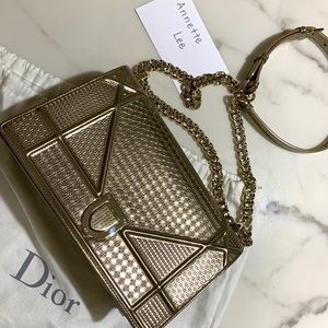 Dior- RARE Gold Diorama Microcannage